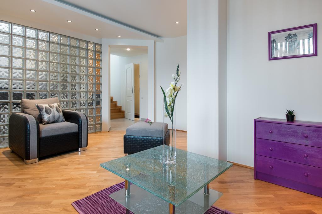 Neo Apartments Krasków Eksteriør bilde